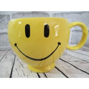 Teleflora Smiley Face Mug Large Yellow Ceramic Coffee Cup Planter Happy Smile